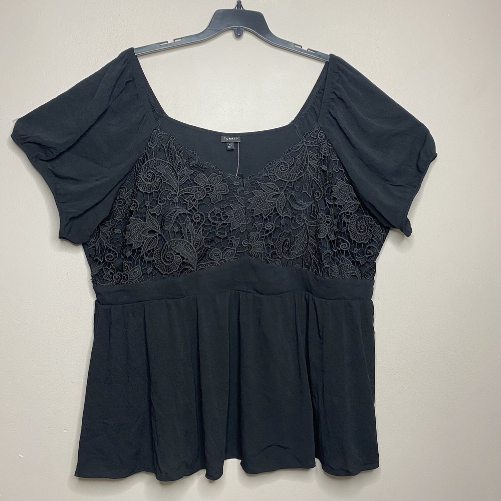 Torrid Crinkle Gauze‎ With Lace Puff Short Sleeve Women Blouse Black SZ 4/4X/26